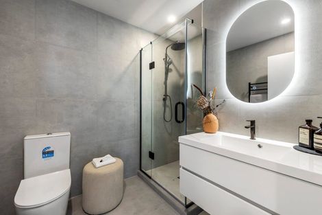 Photo of property in 15 Humariri Street, Point Chevalier, Auckland, 1022