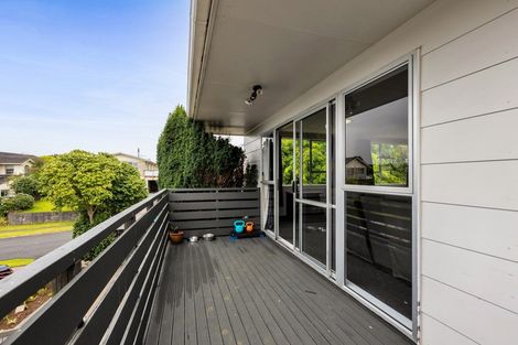 Photo of property in 9 Camellia Avenue, Bell Block, New Plymouth, 4312