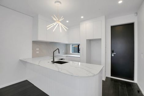 Photo of property in 18c St Michaels Avenue, Point Chevalier, Auckland, 1022