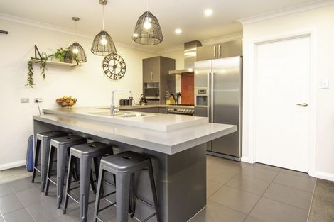Photo of property in 26 Pegasus Place, Kelvin Grove, Palmerston North, 4414
