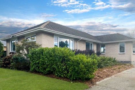 Photo of property in 92 Kendal Avenue, Burnside, Christchurch, 8053