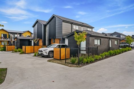 Photo of property in 6 Whakato Avenue, Kumeu, 0810