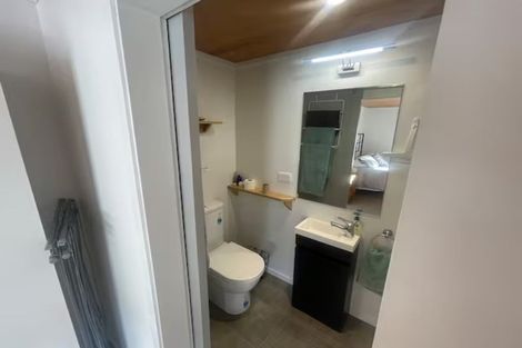 Photo of property in 4 Heathvale Place, Heathcote Valley, Christchurch, 8022