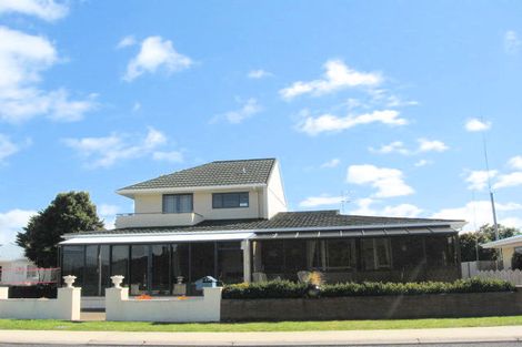 Photo of property in 19a Robinson Road, Whitianga, 3510
