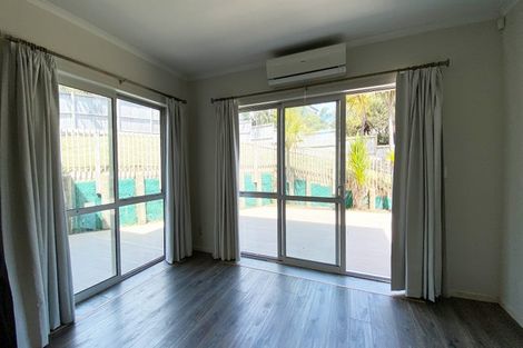 Photo of property in 33 Saint Maroun Rise, The Gardens, Auckland, 2105
