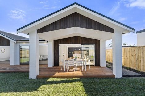 Photo of property in 37 Colpoma Close, Papamoa Beach, Papamoa, 3118