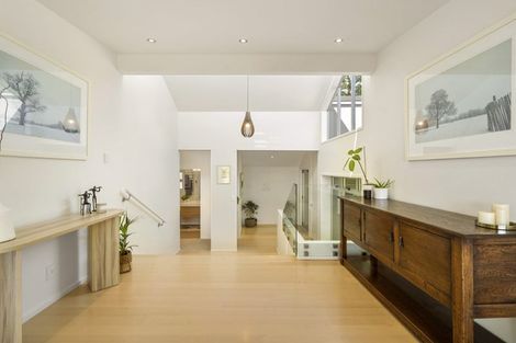 Photo of property in 61 Hinemoa Street, Birkenhead, Auckland, 0626