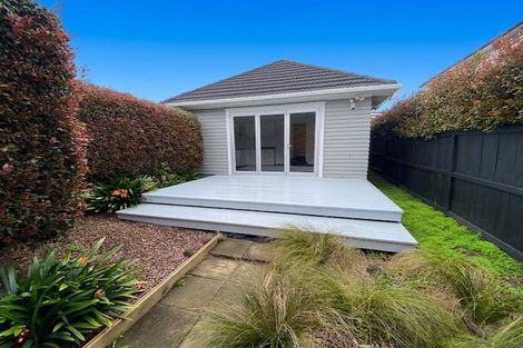 Photo of property in 65 Kiwi Esplanade, Mangere Bridge, Auckland, 2022