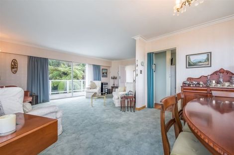 Photo of property in 18 Magnolia Grove, Maungaraki, Lower Hutt, 5010