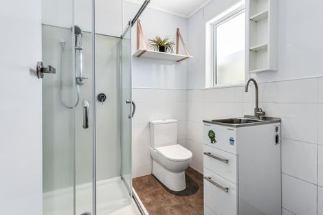 Photo of property in 8 Mabian Crescent, Deanwell, Hamilton, 3206