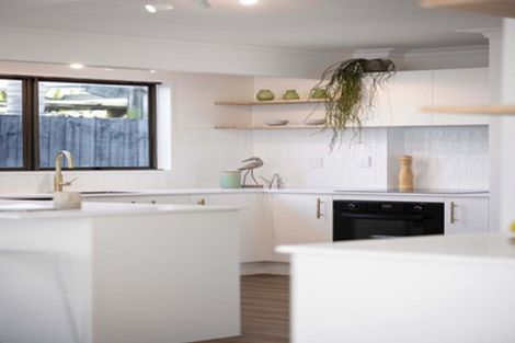 Photo of property in 1152b Papamoa Beach Road, Papamoa Beach, Papamoa, 3118