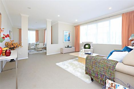 Photo of property in 69 Middlefield Drive, East Tamaki Heights, Auckland, 2016