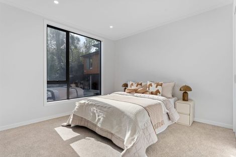 Photo of property in 545 Beach Road, Murrays Bay, Auckland, 0630