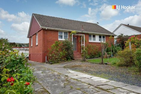 Photo of property in 10 Burgess Street, Green Island, Dunedin, 9018