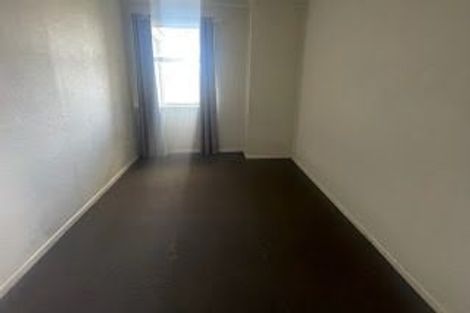 Photo of property in 52 Makarini Street, Paraparaumu, 5032