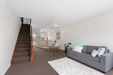 Photo of property in 9/31 Mana Avenue, Titahi Bay, Porirua, 5022