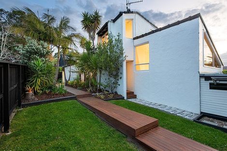 Photo of property in 277 Beach Road, Campbells Bay, Auckland, 0630