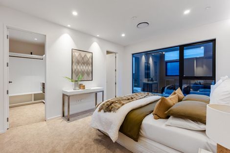 Photo of property in 53 Kumukumu Road, Long Bay, Auckland, 0630