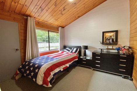 Photo of property in 91 Wiseley Road, West Harbour, Auckland, 0618