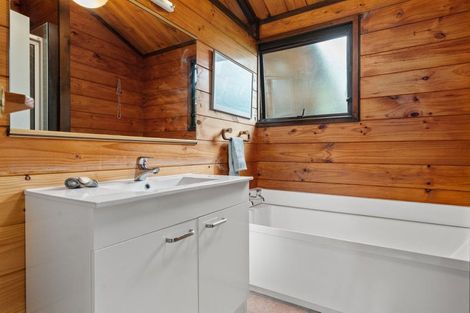 Photo of property in 19 Deller Drive, Carterton, 5713