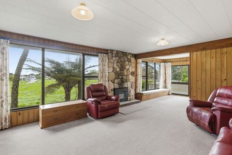 Photo of property in 74 Arapaepae Road, Levin, 5510