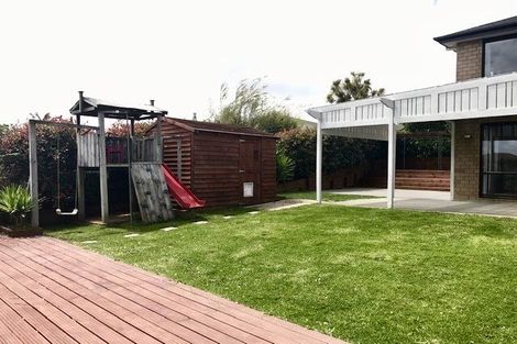 Photo of property in 33 Kilkelly Avenue, Pinehill, Auckland, 0632