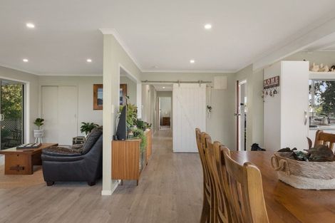 Photo of property in 20 Moana Drive, Tanners Point, Katikati, 3177