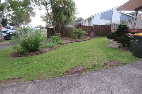 Photo of property in 2/1 Bramley Drive, Farm Cove, Auckland, 2012