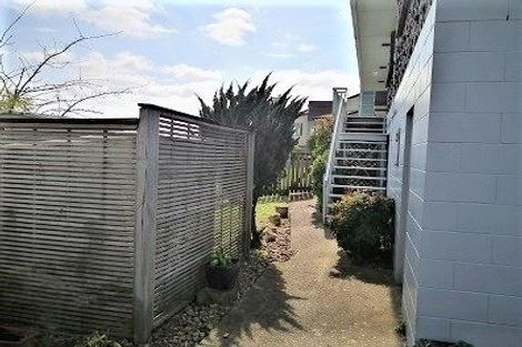 Photo of property in 91 Takutai Avenue, Half Moon Bay, Auckland, 2012