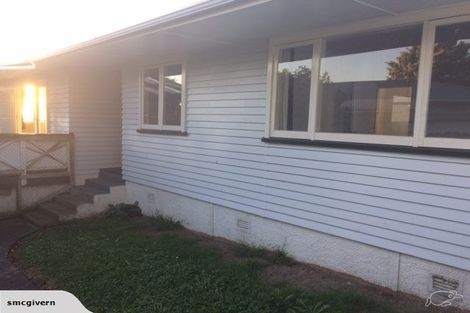 Photo of property in 6 Ozich Avenue, Te Atatu South, Auckland, 0610