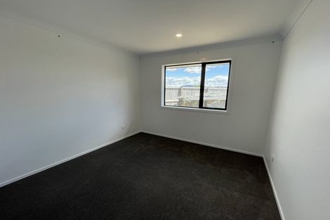 Photo of property in 27 Kaiora Drive, Papamoa Beach, Papamoa, 3118