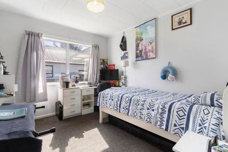 Photo of property in 2/25 Buller Crescent, Manurewa, Auckland, 2102