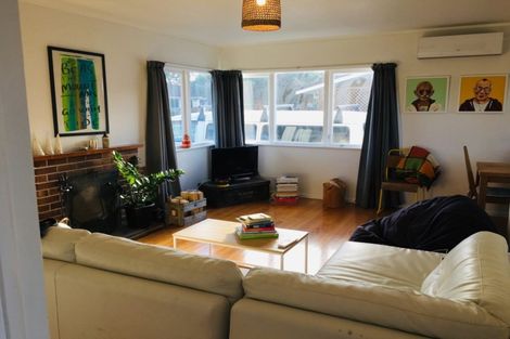 Photo of property in 4 O'donn Avenue, Beach Haven, Auckland, 0626