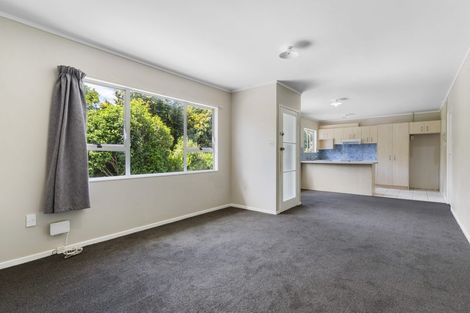 Photo of property in 2/52 Te Kanawa Crescent, Henderson, Auckland, 0610