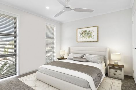 Photo of property in 6 Davey Crescent, Orewa, 0931