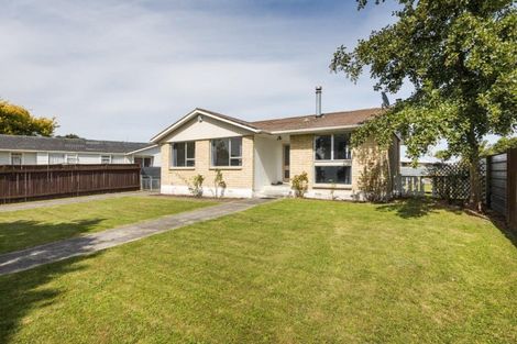 Photo of property in 8 Robinson Crescent, Westbrook, Palmerston North, 4412