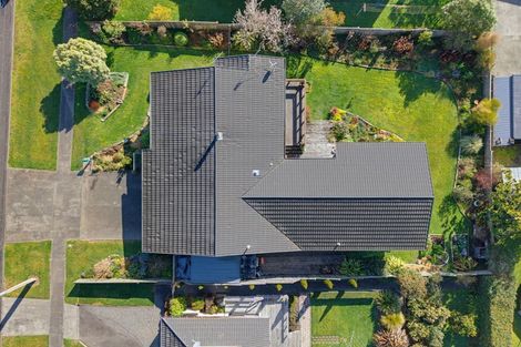 Photo of property in 35 Domain Road, Waipawa, 4210
