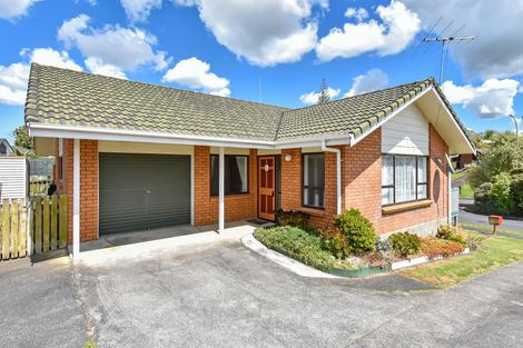 Photo of property in 16a Reidy Place, Pukekohe, 2120