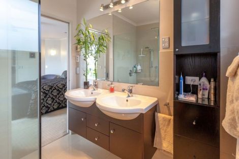 Photo of property in 221 Onemana Drive, Onemana, Whangamata, 3691