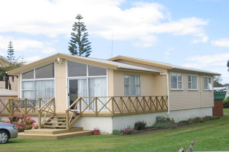 Photo of property in 29 Pio Road, Bowentown, Waihi Beach, 3177