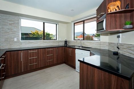 Photo of property in 33a Cardigan Bay Place, Addington, Christchurch, 8024