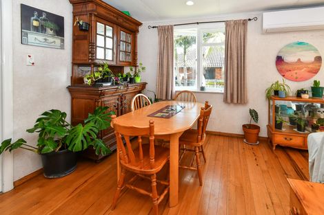 Photo of property in 41 Arimu Road, Papakura, 2110