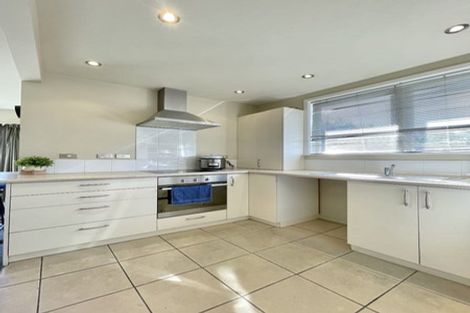 Photo of property in 6/110 Martin Street, Wallaceville, Upper Hutt, 5018