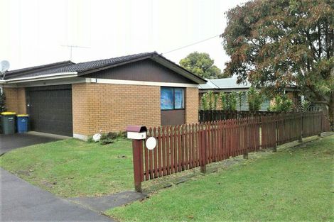 Photo of property in 9 Rathgar Road, Henderson, Auckland, 0610