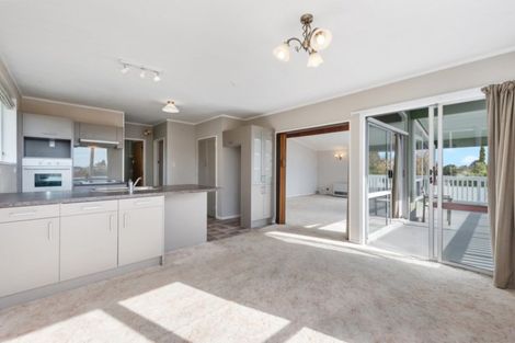 Photo of property in 53 Resthill Crescent, Glenview, Hamilton, 3206