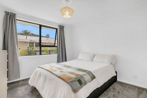 Photo of property in 8 Kentucky Street, Totara Park, Upper Hutt, 5018