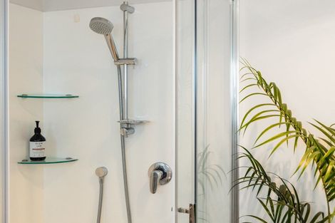Photo of property in 220a Ocean Road, Whangamata, 3620