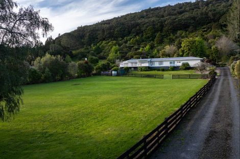 Photo of property in 910 State Highway 14, Maungatapere, Whangarei, 0179