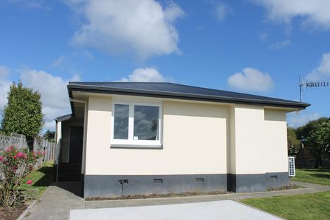 Photo of property in 17 Dumbarton Place, Strathern, Invercargill, 9812