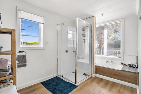 Photo of property in 14 Argyle Street, Balclutha, 9230